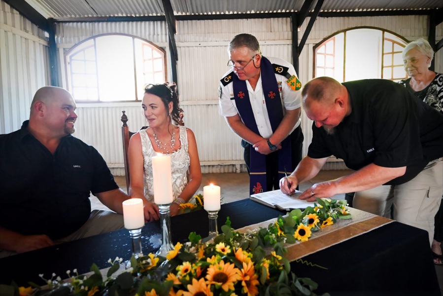 Wedding ceremony by Dr. Gerrit Rademeyer in Frankfort